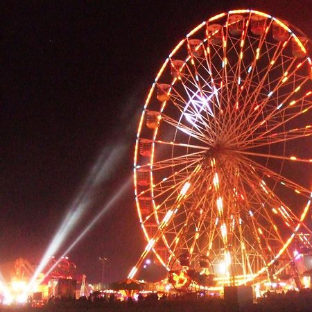Boltonia Hotel Blackpool Bagian luar foto