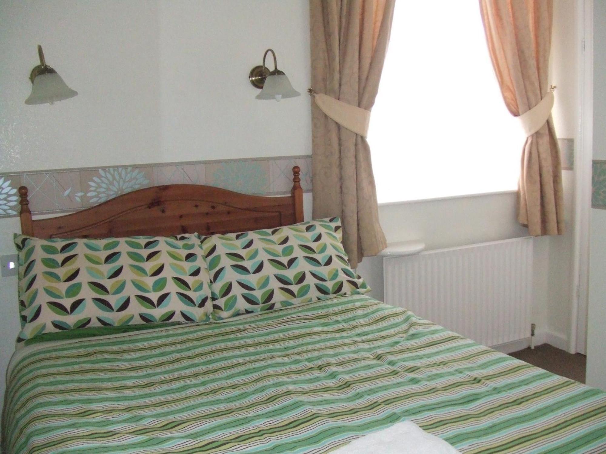 Boltonia Hotel Blackpool Bagian luar foto
