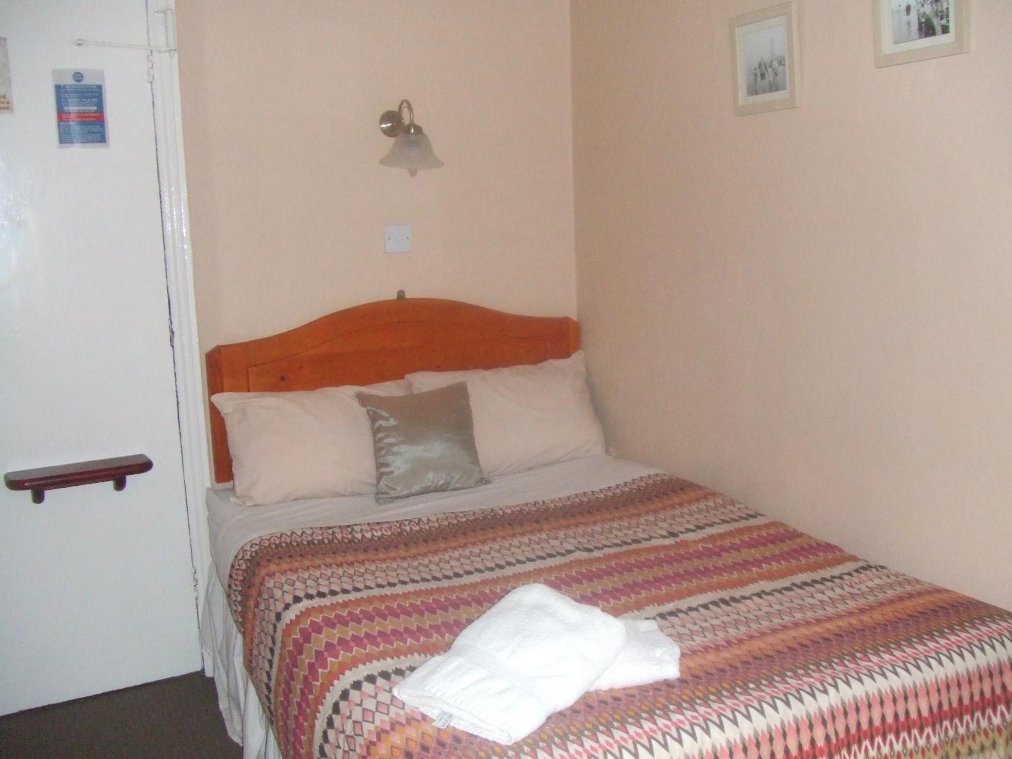 Boltonia Hotel Blackpool Bagian luar foto