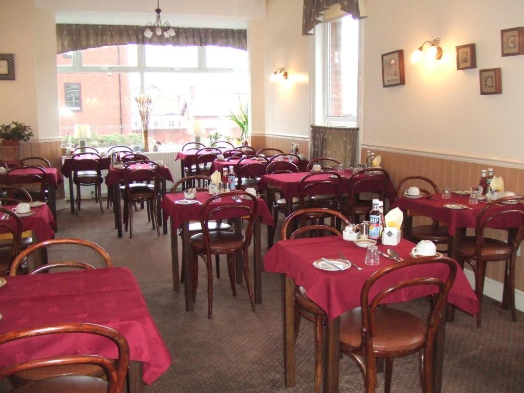 Boltonia Hotel Blackpool Bagian luar foto