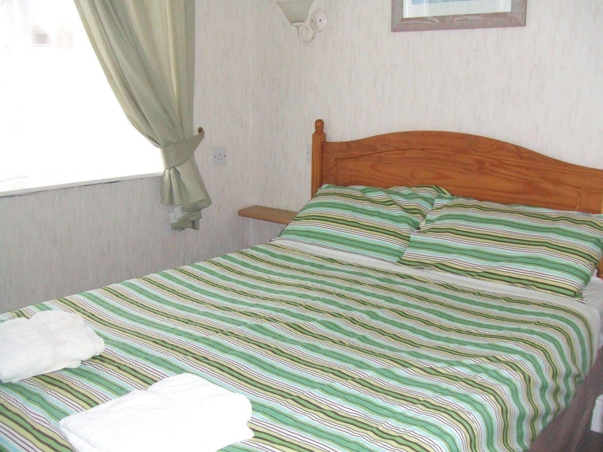 Boltonia Hotel Blackpool Bagian luar foto